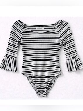 Abercrombie Fitch Gray Stripe Bodysuit Bell Sleeve Scoop Neck Size S